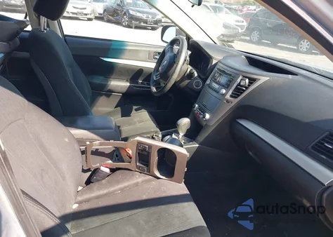 2013 Subaru Legacy 2.5I Premium из США, поврежденный, VIN 4S3BMBC61D3040830